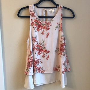 Francesca’s Floral Top